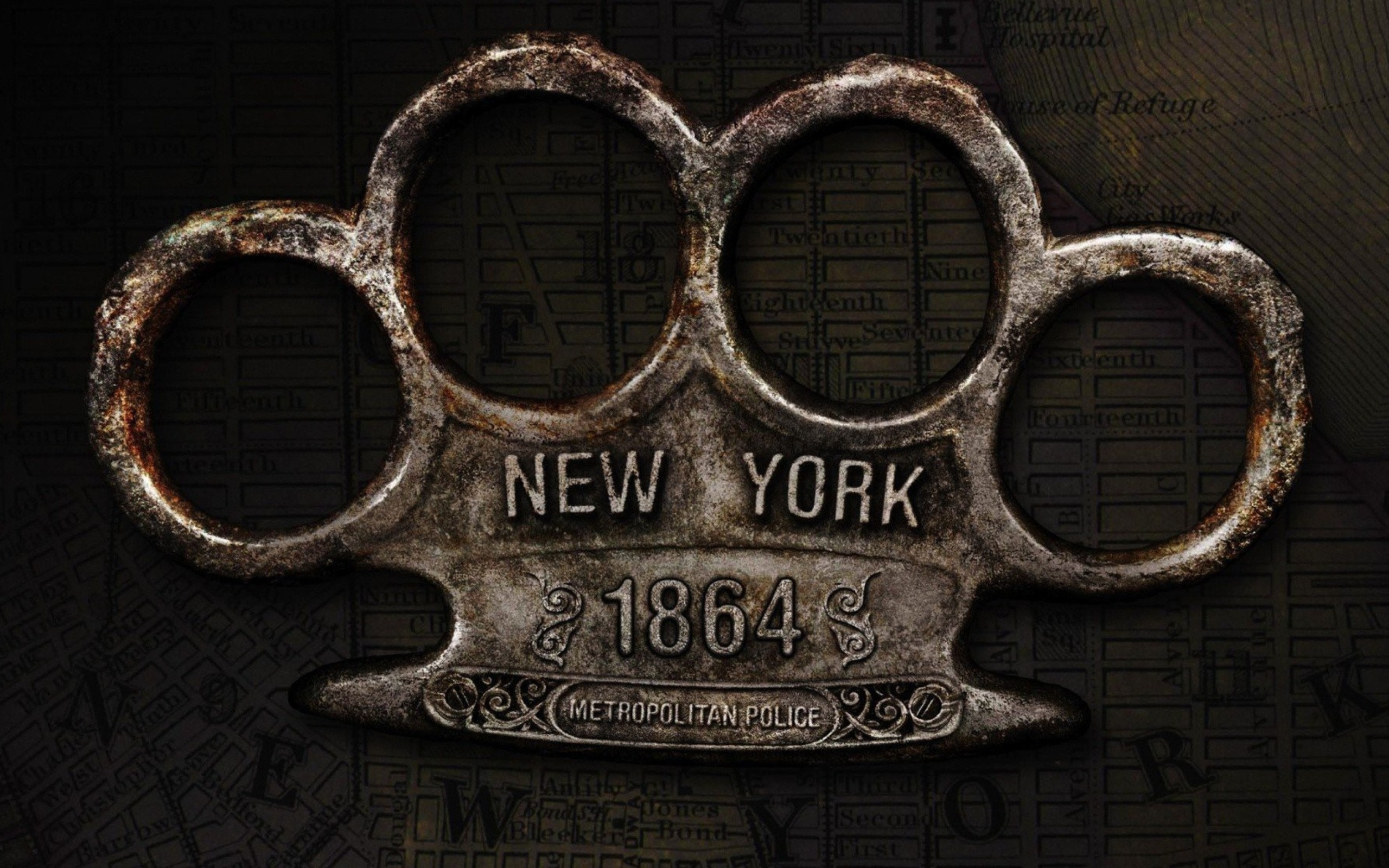 Screenshot №1 pro téma New York Police Knuckles 2560x1600