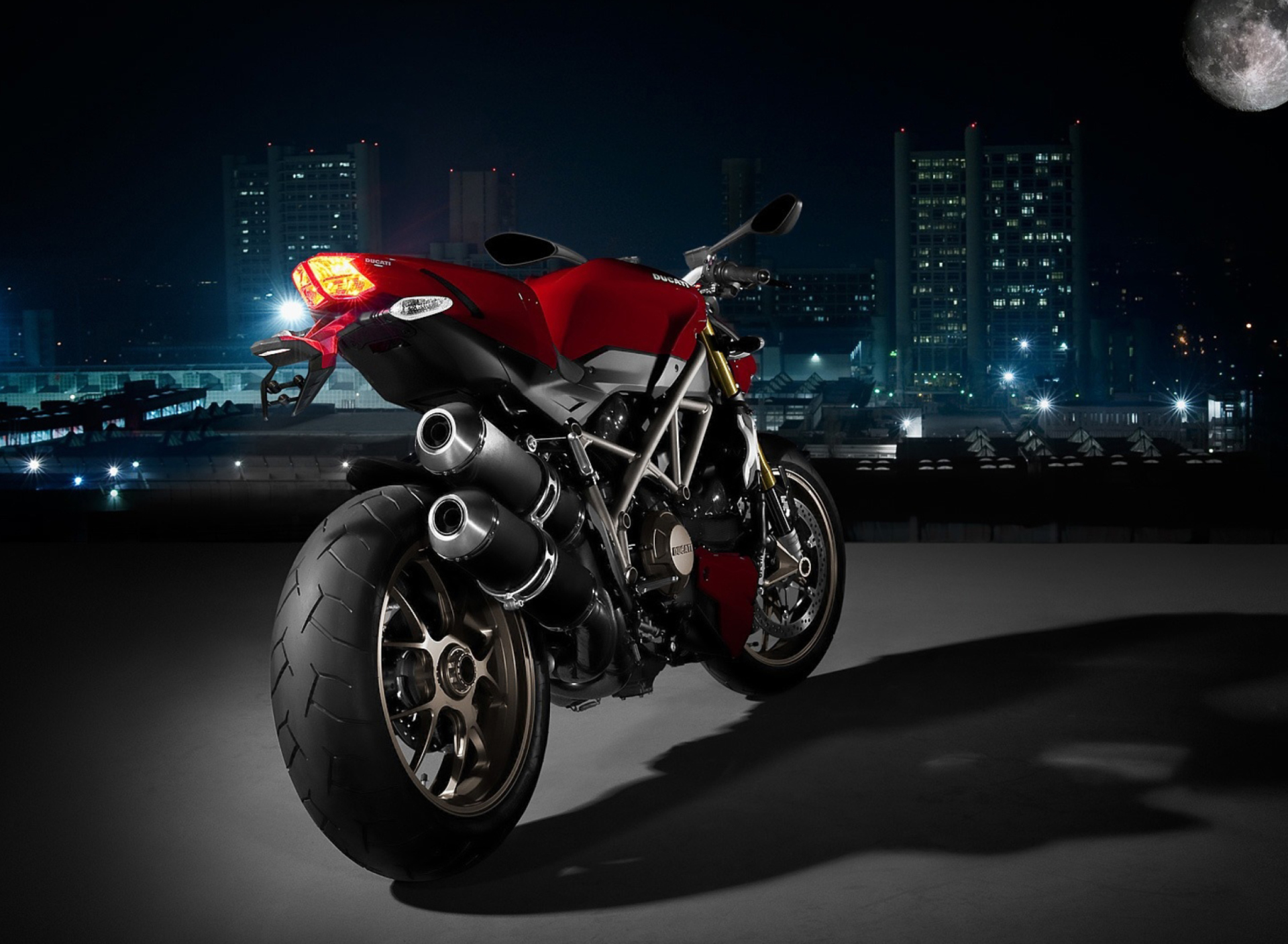Screenshot №1 pro téma Ducati - Delicious Moto Bikes 1920x1408