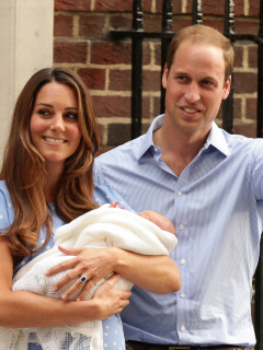 Sfondi Royal Family Kate Middleton and William Prince 240x320