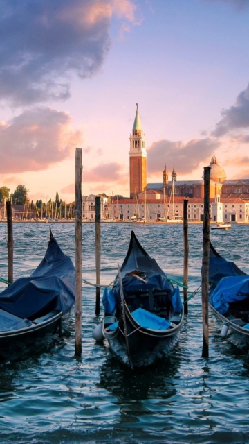 Fondo de pantalla Venice Italy Gondolas 360x640