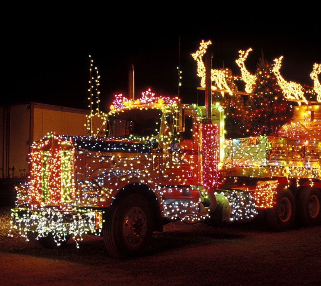 Das Xmas Truck in Lights Wallpaper 1080x960