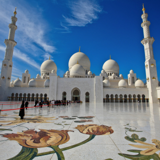 Sheikh Zayed Mosque located in Abu Dhabi - Obrázkek zdarma pro 128x128