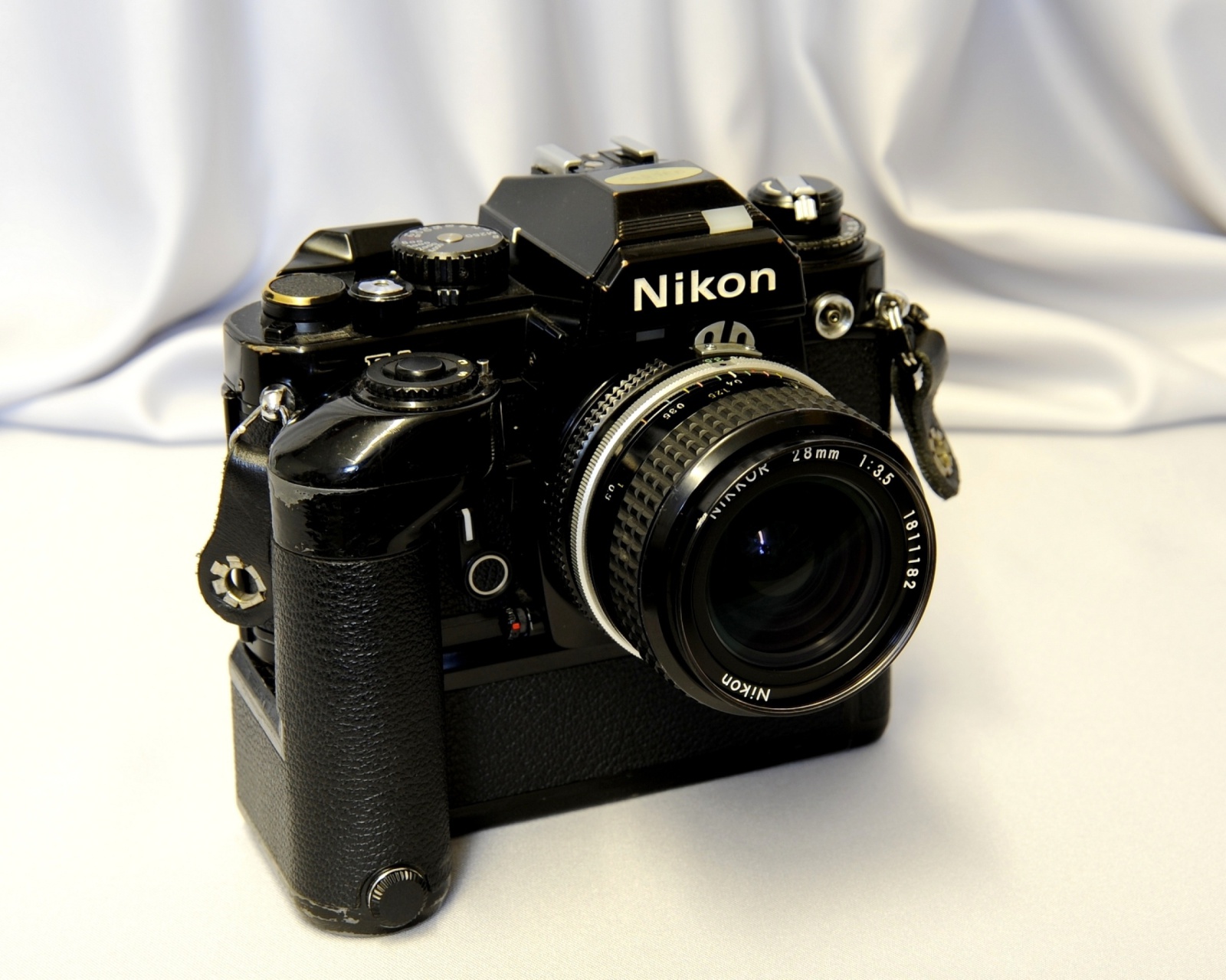 Das Nikon FA Single lens Reflex Camera Wallpaper 1600x1280
