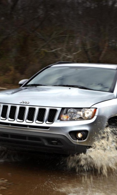 Screenshot №1 pro téma 2012 Jeep Compass Silver 240x400