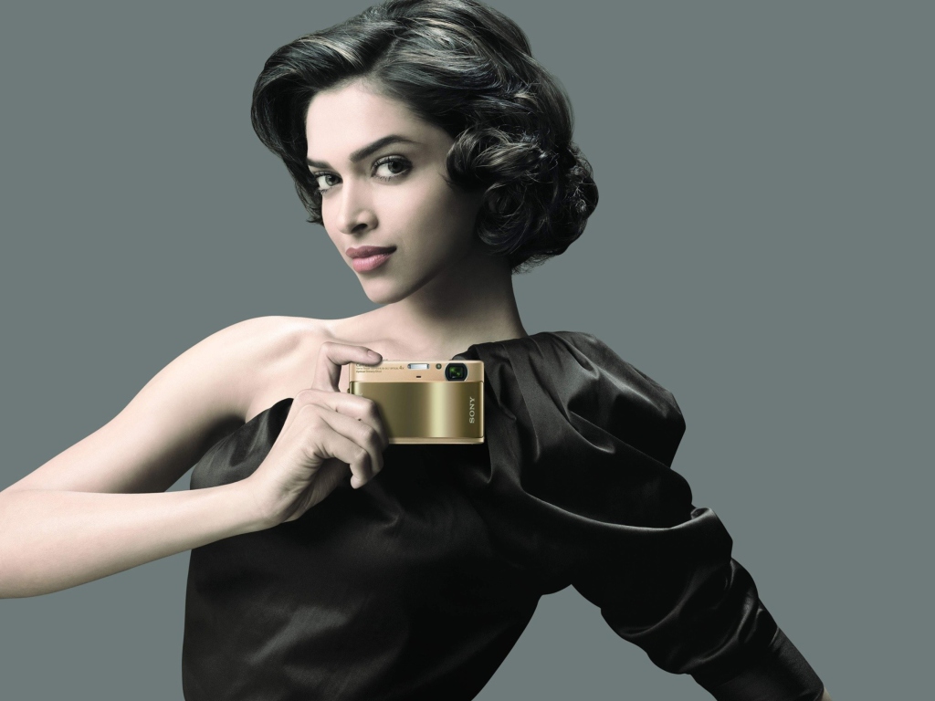 Screenshot №1 pro téma Deepika Padukone Posh Style 1024x768