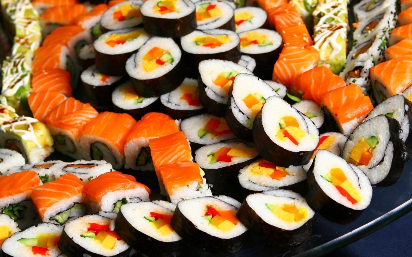 Screenshot №1 pro téma Japanese Sushi Rolls 1440x900