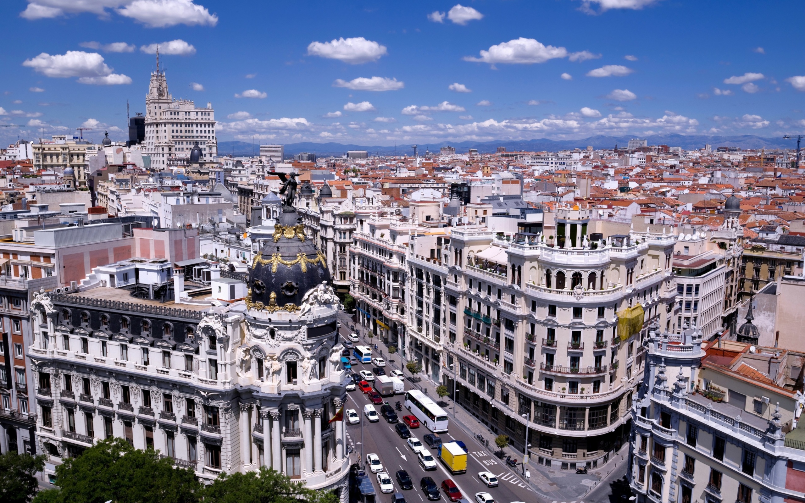 Обои Madrid 2560x1600