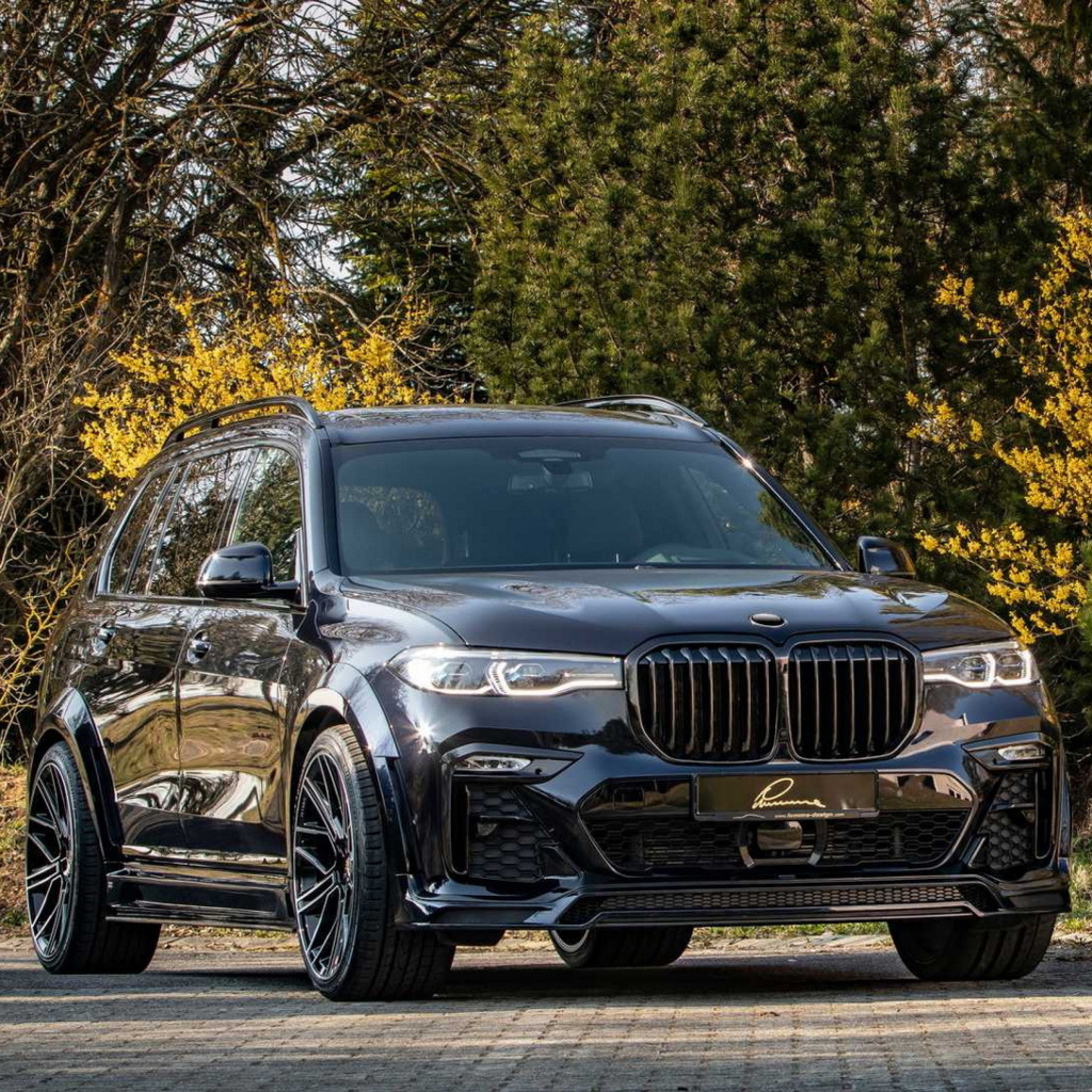 Sfondi BMW X7 Lumma Long Tail 1024x1024