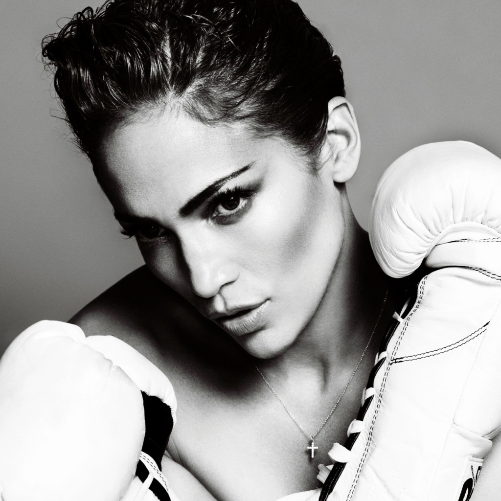 Обои Jennifer Lopez Boxing 1024x1024