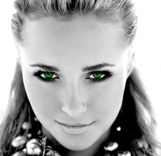 Kostenloses Girl With Green Eyes Wallpaper für iPad 3