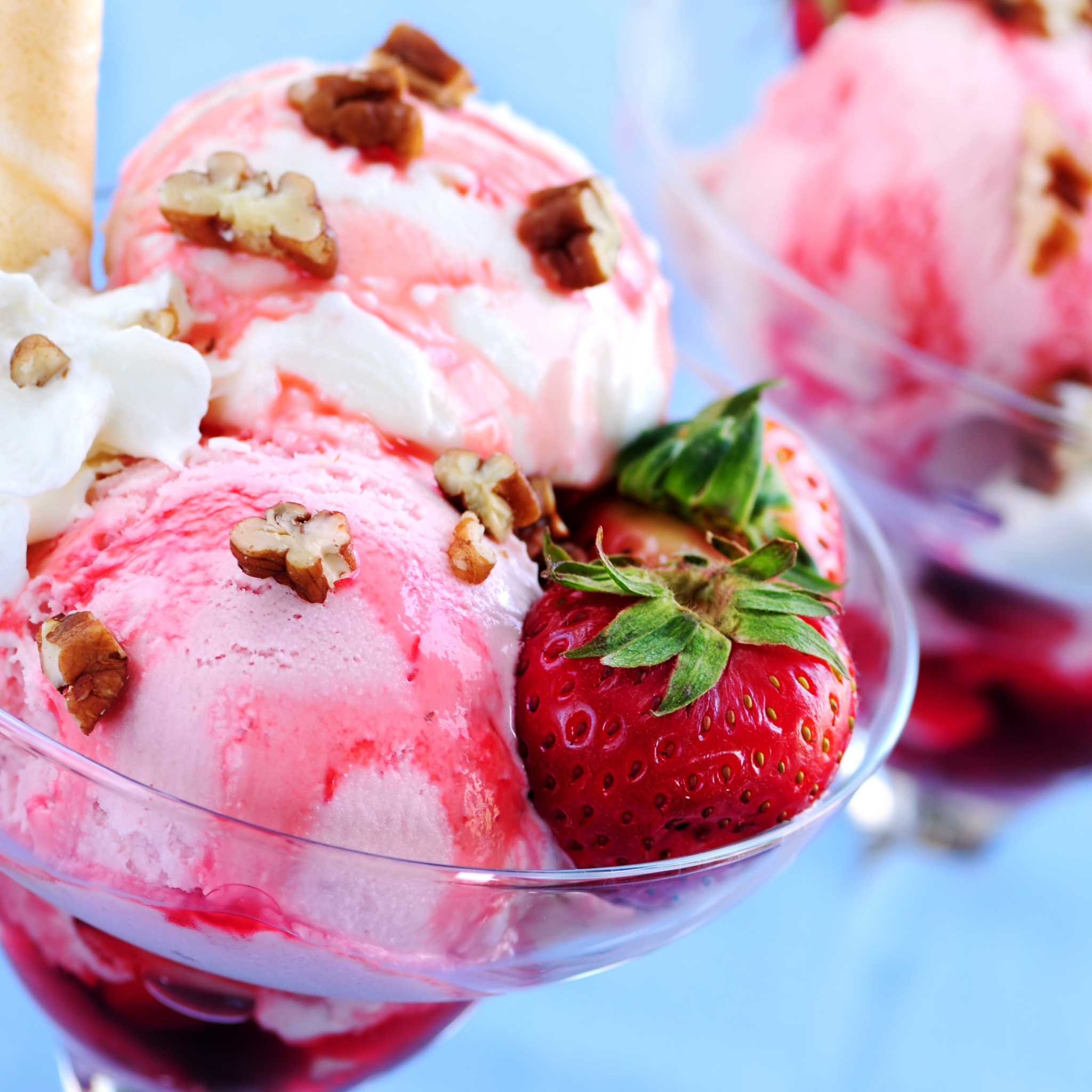 Strawberry Ice Cream wallpaper 2048x2048