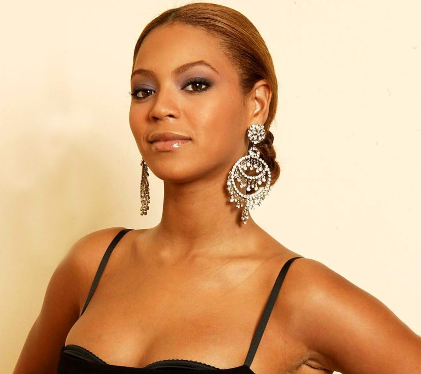 Screenshot №1 pro téma Beyonce 1440x1280