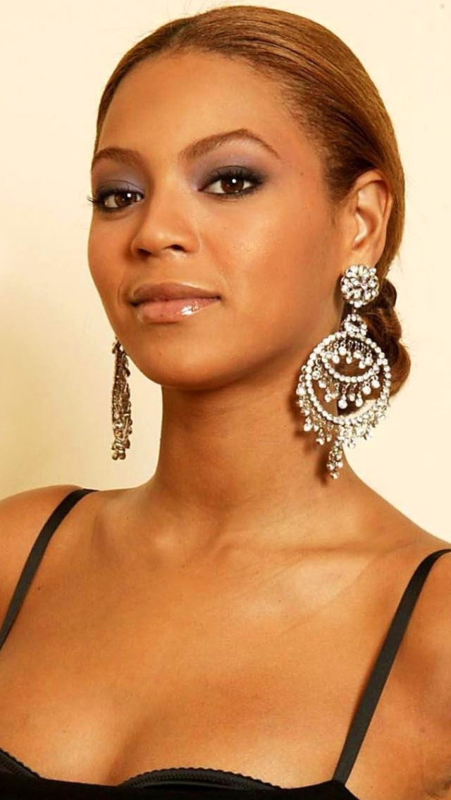 Fondo de pantalla Beyonce 640x1136