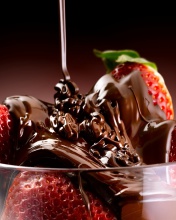 Screenshot №1 pro téma Chocolate Covered Strawberries 176x220