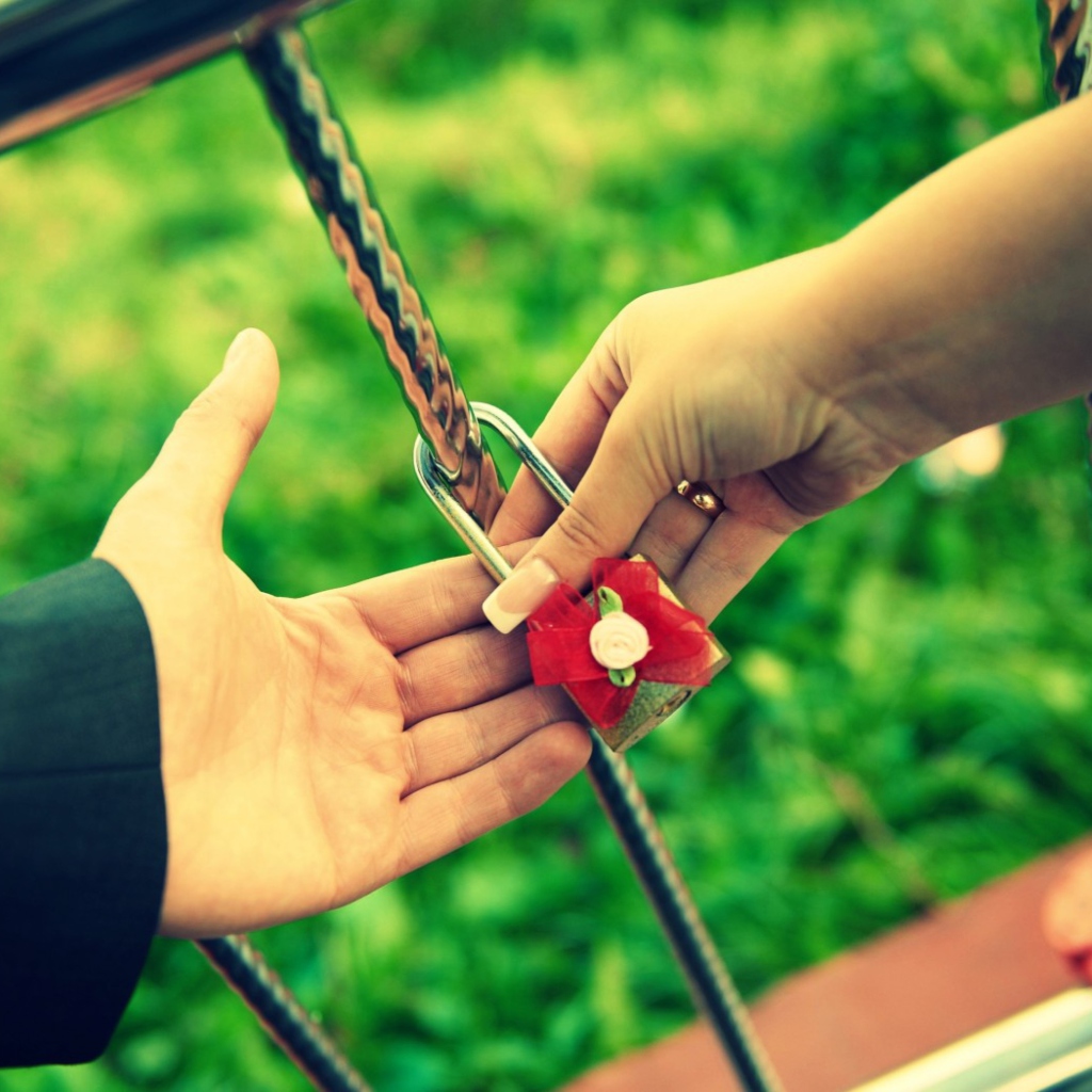 Love Lock screenshot #1 1024x1024