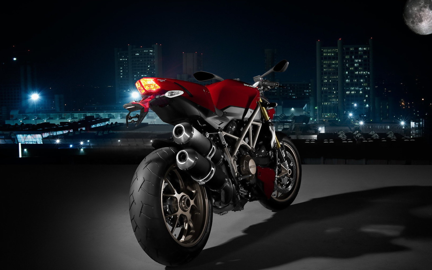 Fondo de pantalla Ducati Streetfighter 1440x900