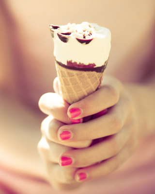 Ice Cream - Obrázkek zdarma pro iPhone 4S
