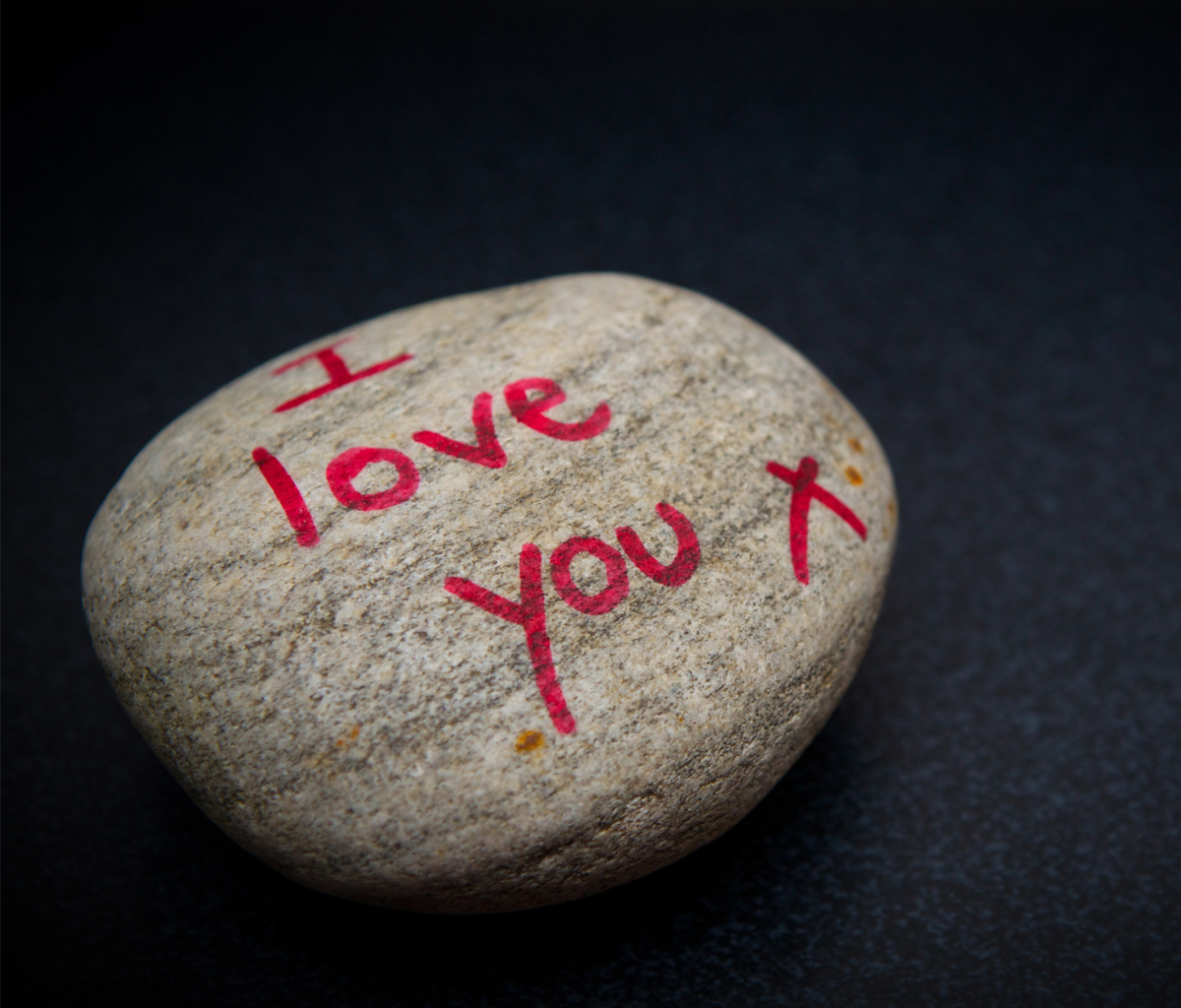 Обои I Love You Written On Stone 1200x1024