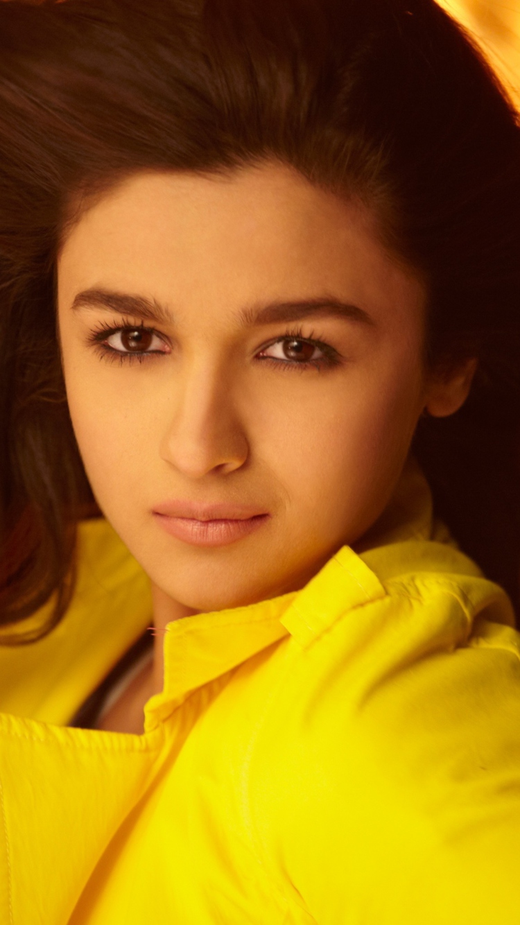 Screenshot №1 pro téma Alia Bhatt In Student Of The Year 750x1334