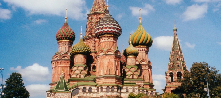 Screenshot №1 pro téma St. Basil's Cathedral On Red Square, Moscow 720x320