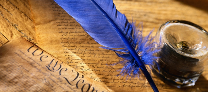 Sfondi Blue Writing Feather 720x320