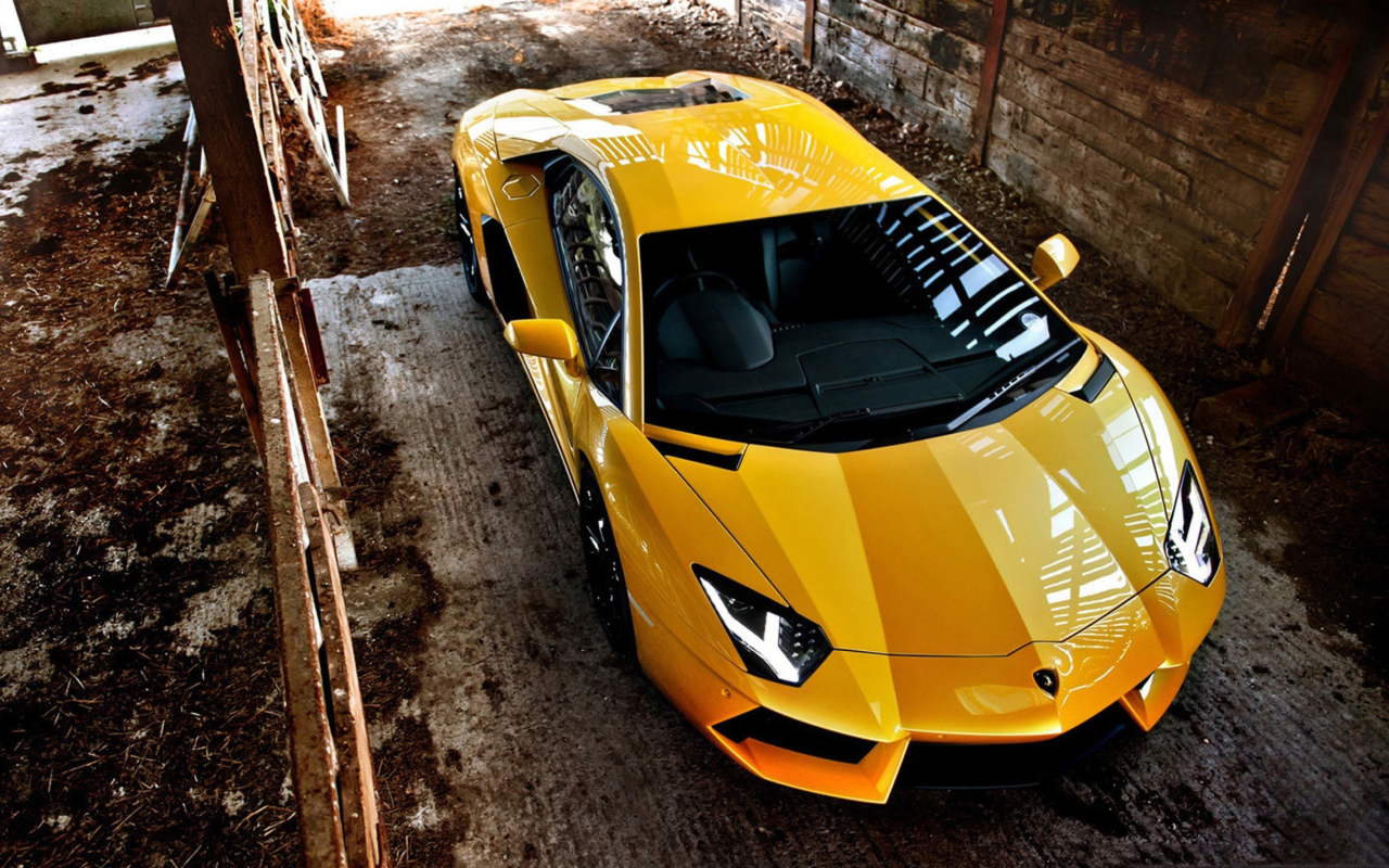 Screenshot №1 pro téma Yellow Lamborghini Aventador 1280x800