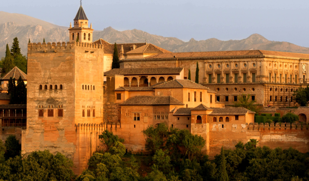 Das Alhambra of Granada Wallpaper 1024x600