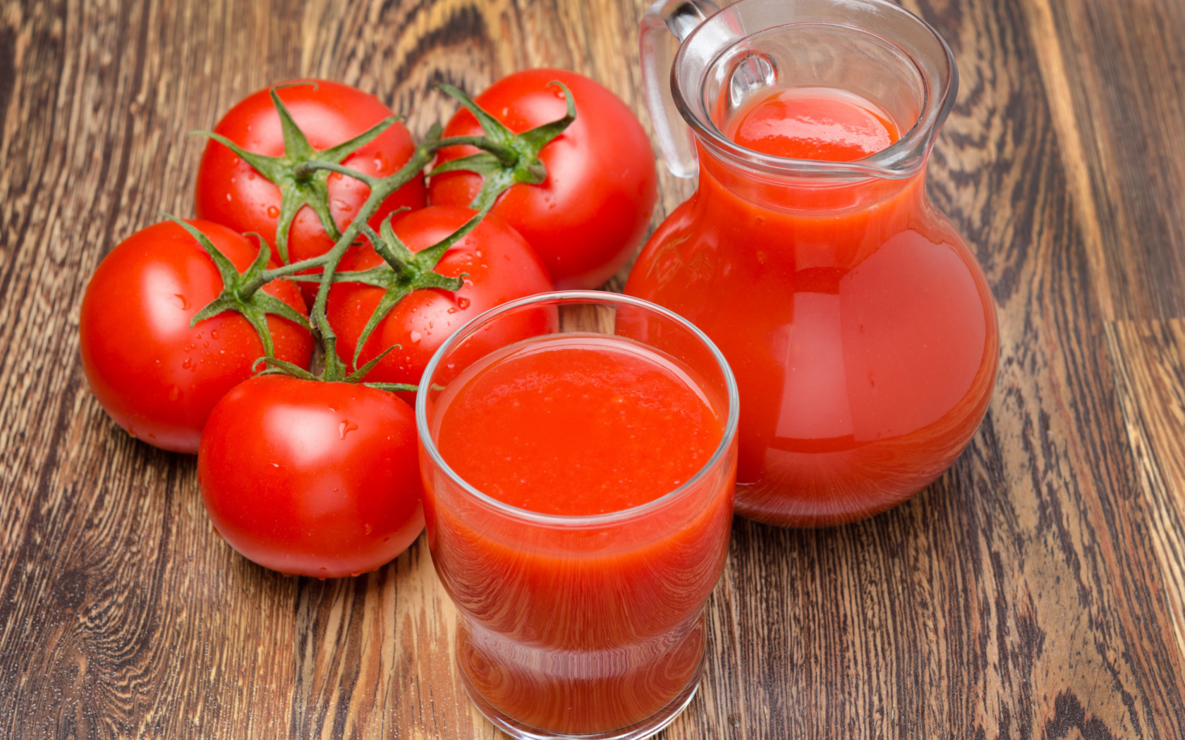 Fondo de pantalla Fresh Tomato Juice 1680x1050