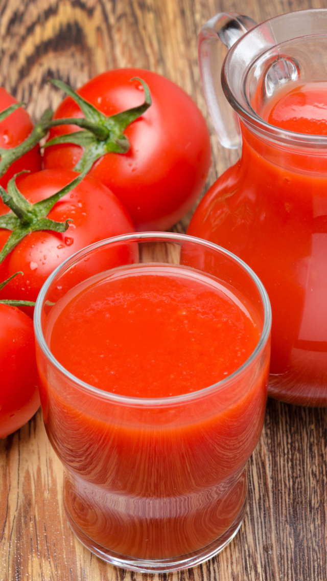 Обои Fresh Tomato Juice 640x1136