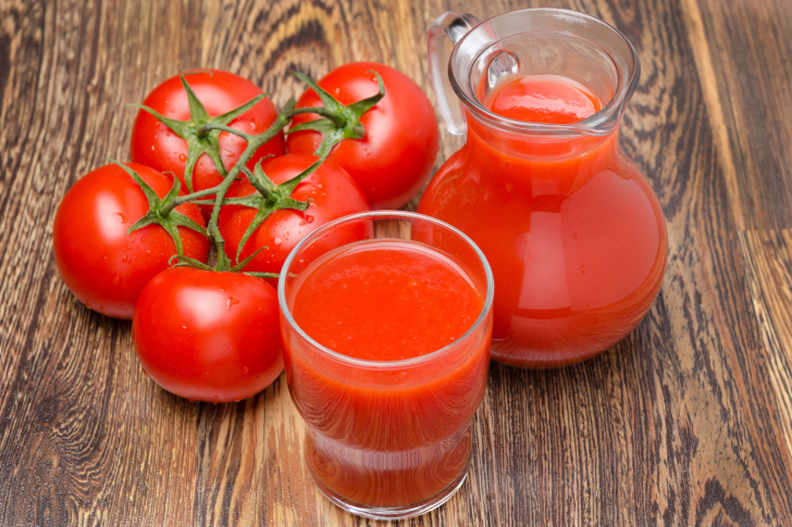 Das Fresh Tomato Juice Wallpaper