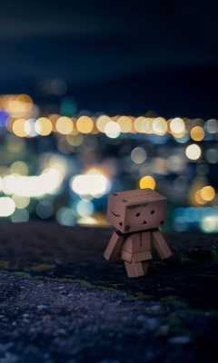 Danbo Walking At City Lights screenshot #1 240x400