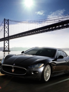 Fondo de pantalla Maserati Granturismo 240x320
