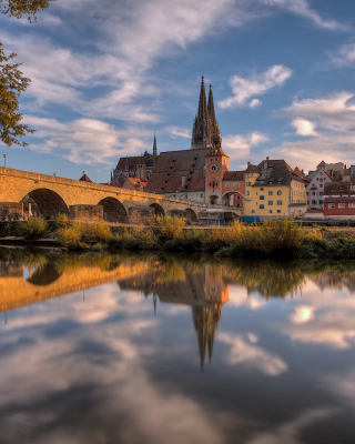 Regensburg sfondi gratuiti per 640x1136