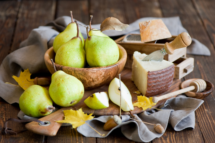 Pears And Cheese wallpaper