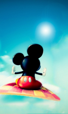 Das Mickey Mouse Flying In Sky Wallpaper 240x400
