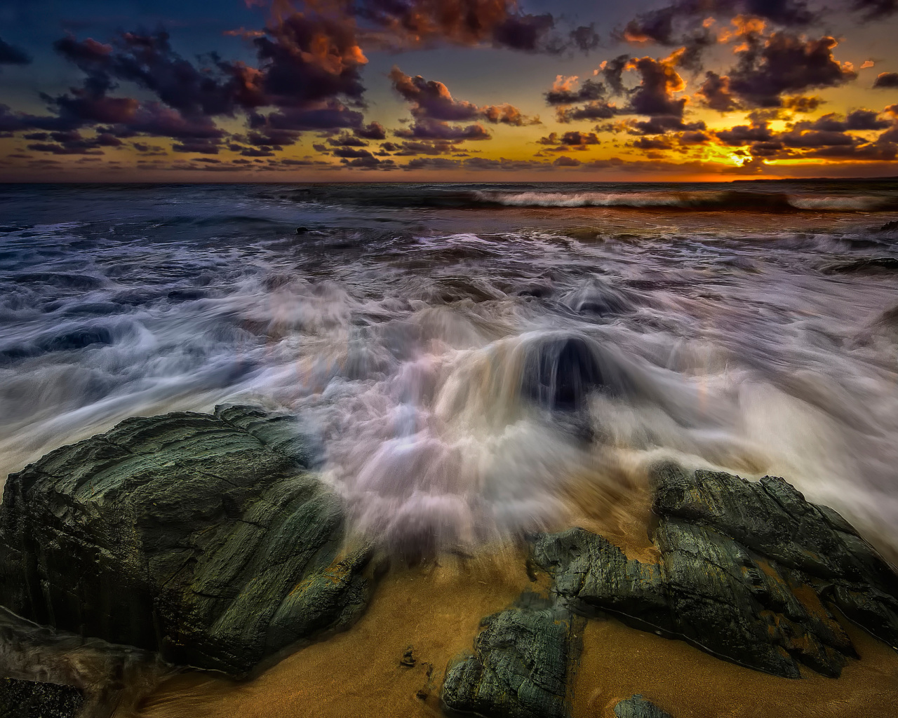 Fondo de pantalla Seashore with big stones UHD 1280x1024