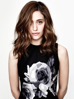 Das Emmy Rossum Gothic Looks Wallpaper 240x320