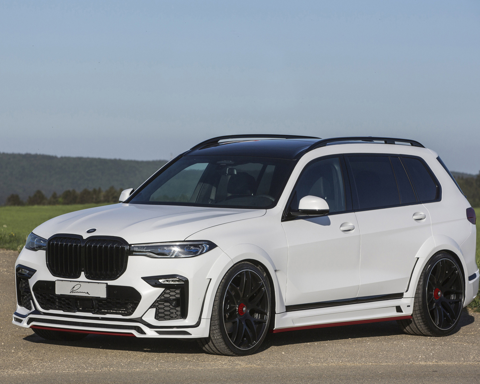 BMW X7 Lumma CLR wallpaper 1600x1280