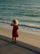 Child Looking At Sea screenshot #1 132x176