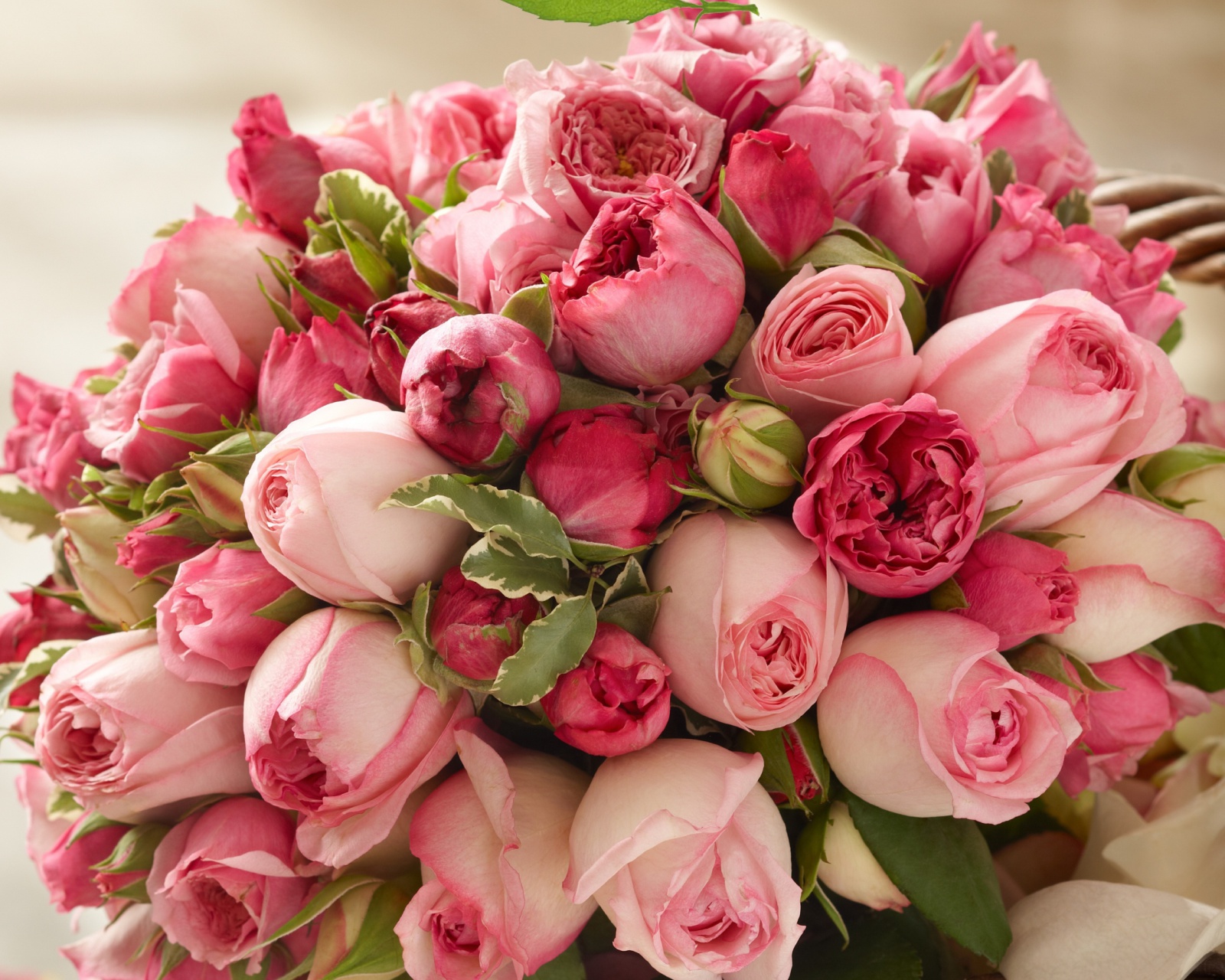 Обои Bouquet of pink roses 1600x1280