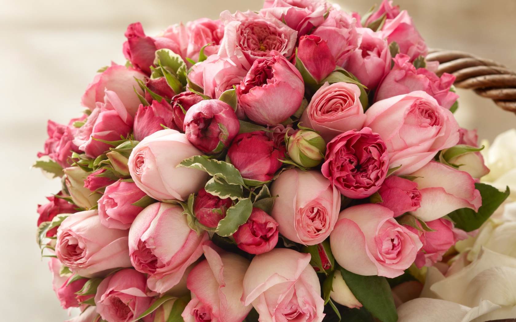 Screenshot №1 pro téma Bouquet of pink roses 1680x1050