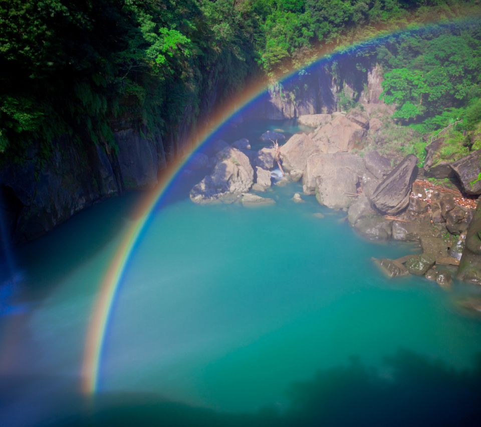 Fondo de pantalla Rainbow Over Lagoon 960x854