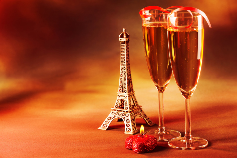 Das Paris Mini Eiffel Tower And Champagne Wallpaper 480x320