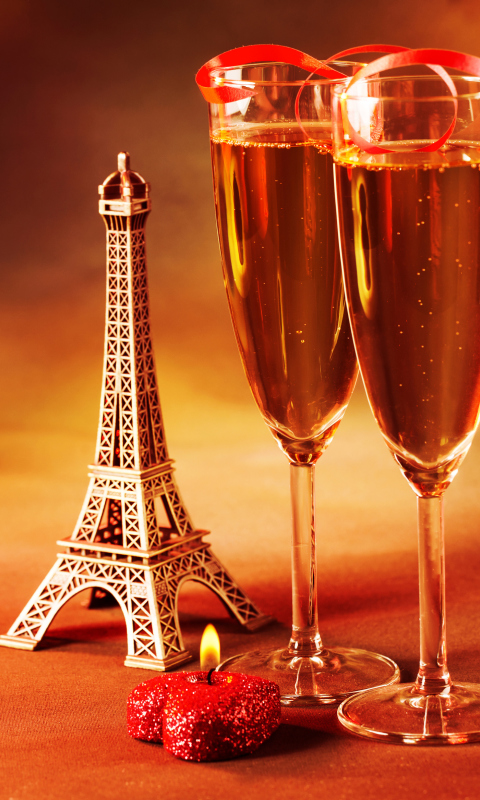 Fondo de pantalla Paris Mini Eiffel Tower And Champagne 480x800