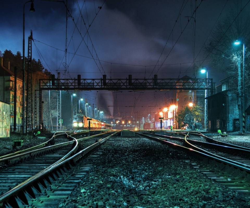 Fondo de pantalla Railway Station At Night 960x800