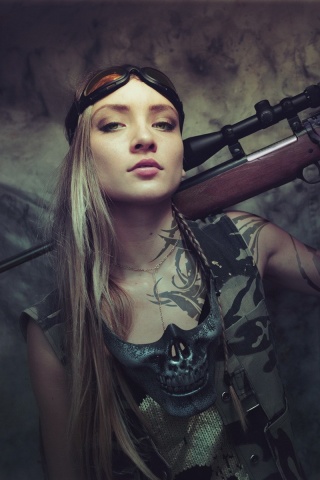 Soldier girl with a sniper rifle wallpaper 320x480