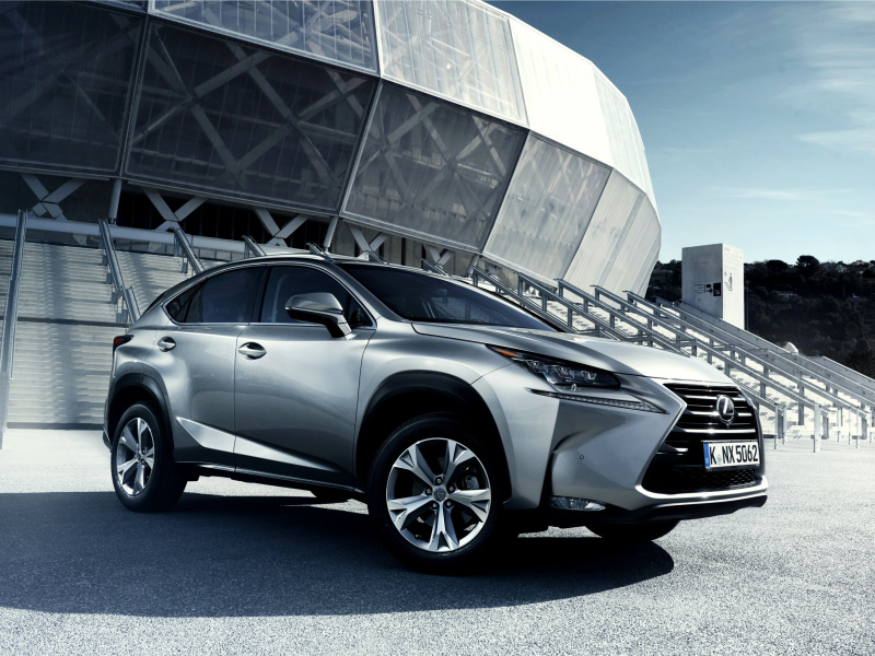 Lexus NX 300h screenshot #1 800x600