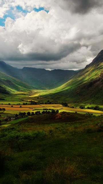 Das Green Hills Of England Wallpaper 360x640