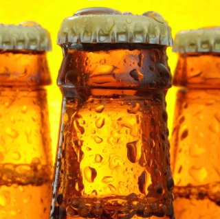 Kostenloses Cold Beer Bottles Wallpaper für iPad Air