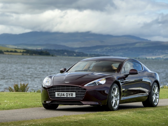Fondo de pantalla Aston Martin Rapide S on Coast 640x480